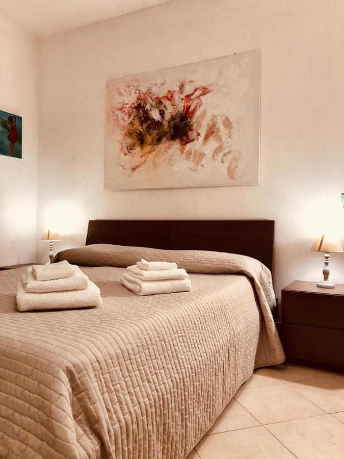 B&B Le Quattro Stagioni La Maddalena  Exterior photo